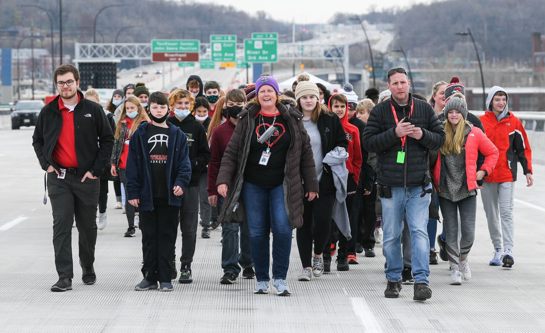 120121-qc-nws-bridge-009
